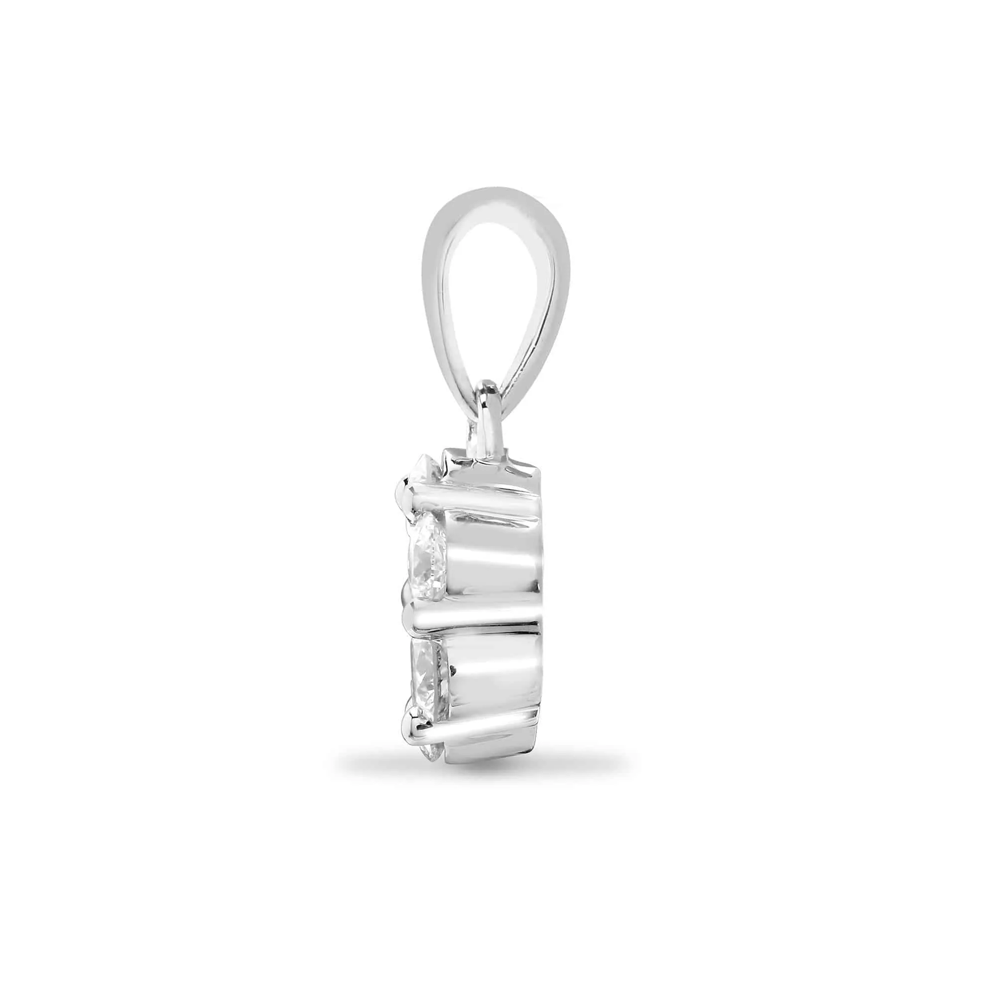 18ct White 0.75ct Diamond 7 Stone Cluster Pendant