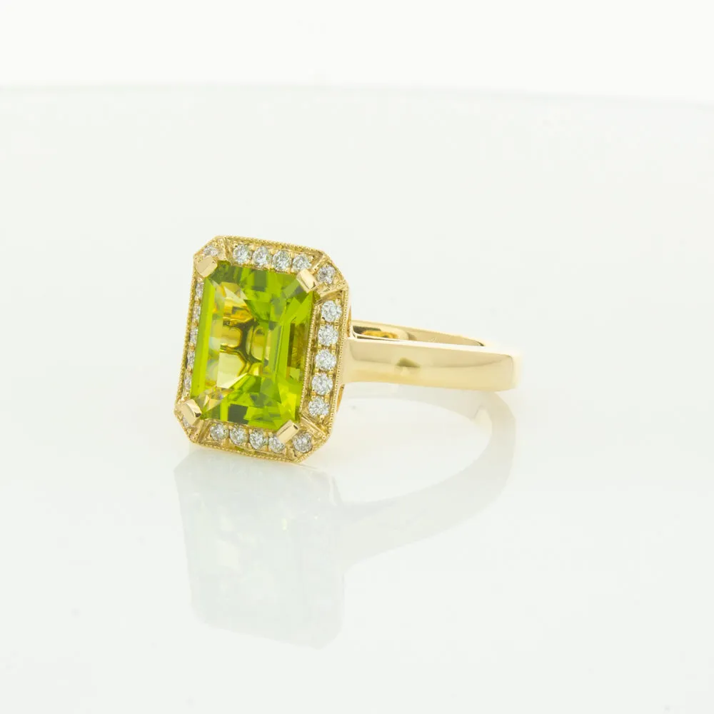 18ct Yellow Gold Peridot & Diamond Empire Ring
