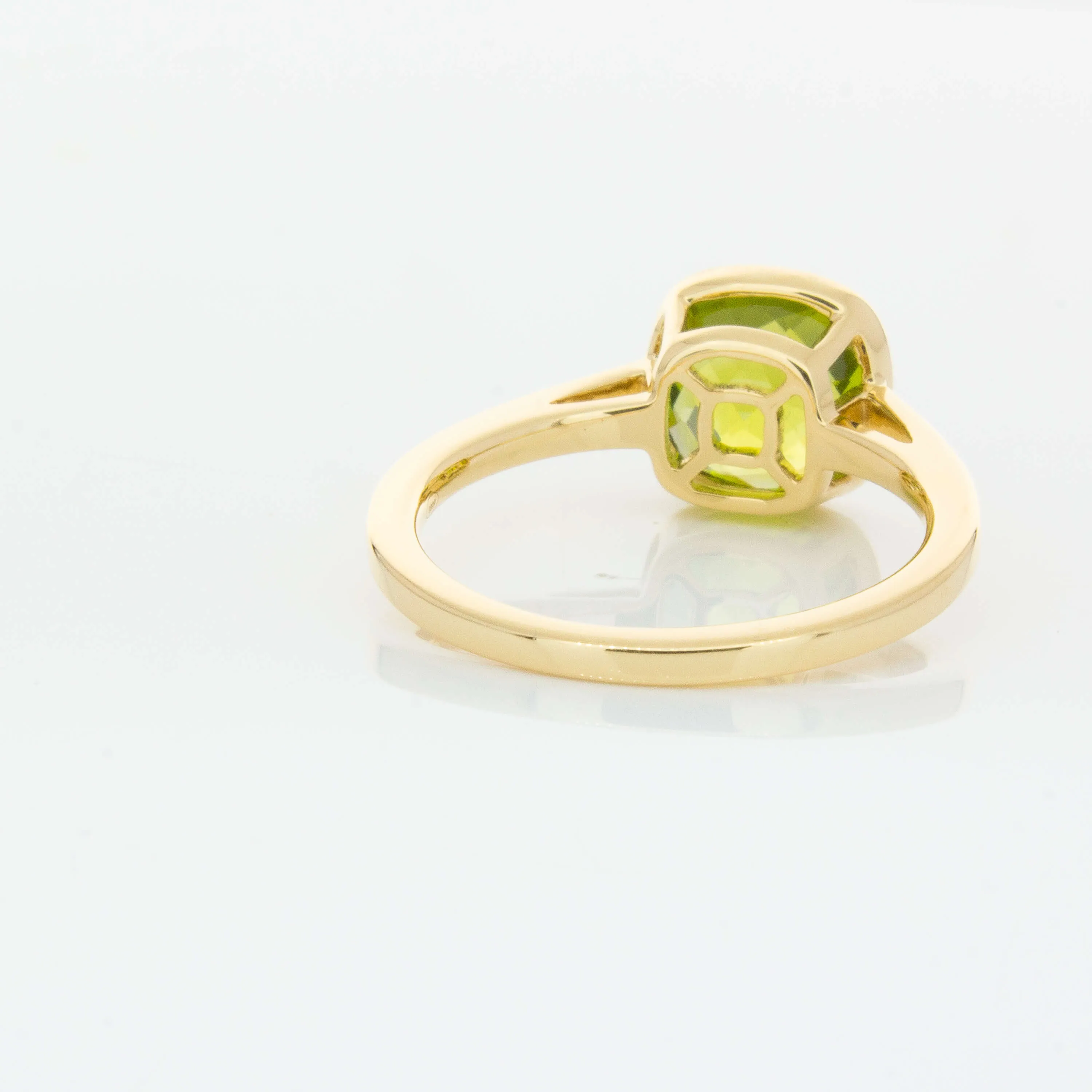 18ct Yellow Gold Peridot Ring