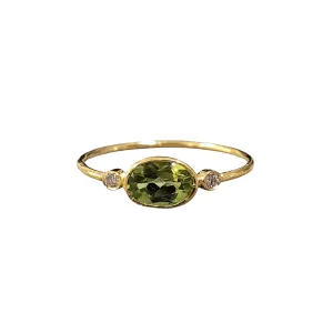 18k Gold Oval Green Peridot & Diamond Ring