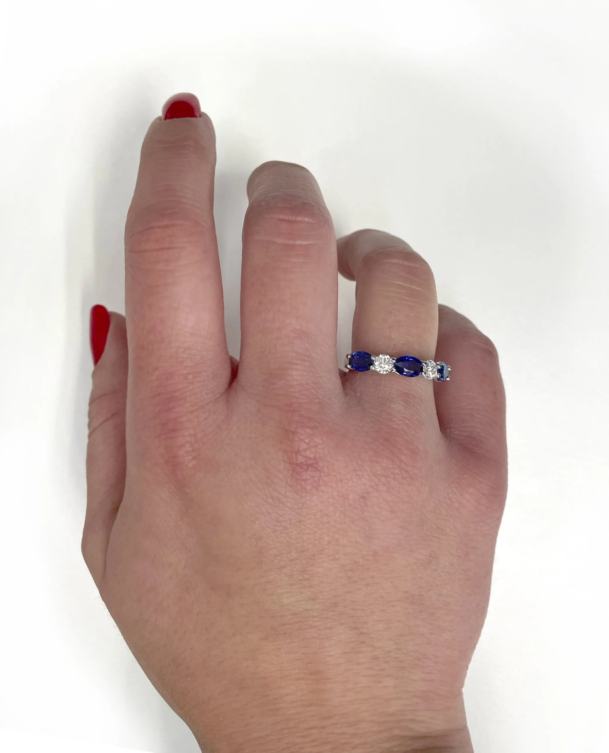 18K White Gold Oval Sapphire and Diamond Ring