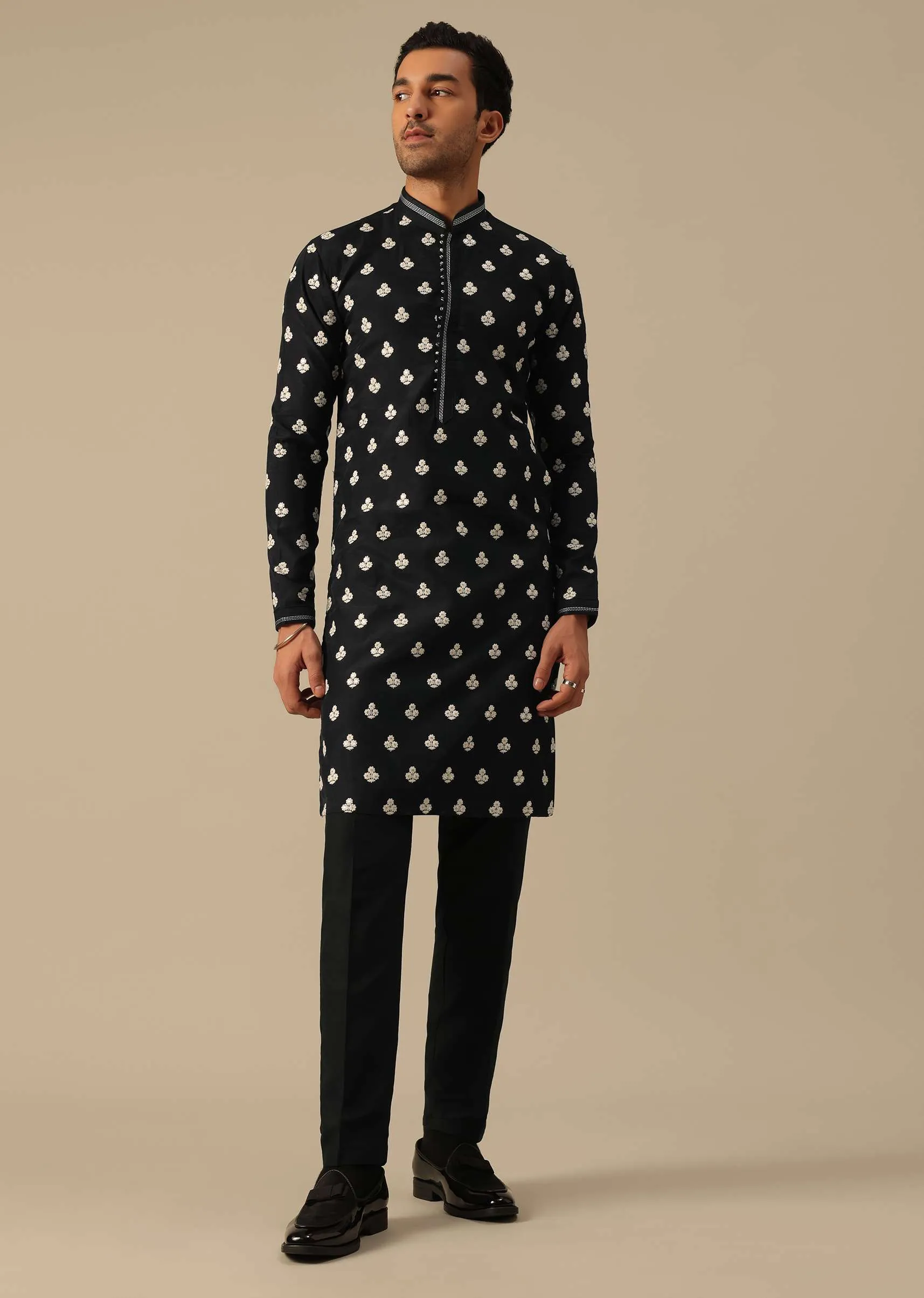 Black Kurta And Pant Set With Floral Motif Embellishments