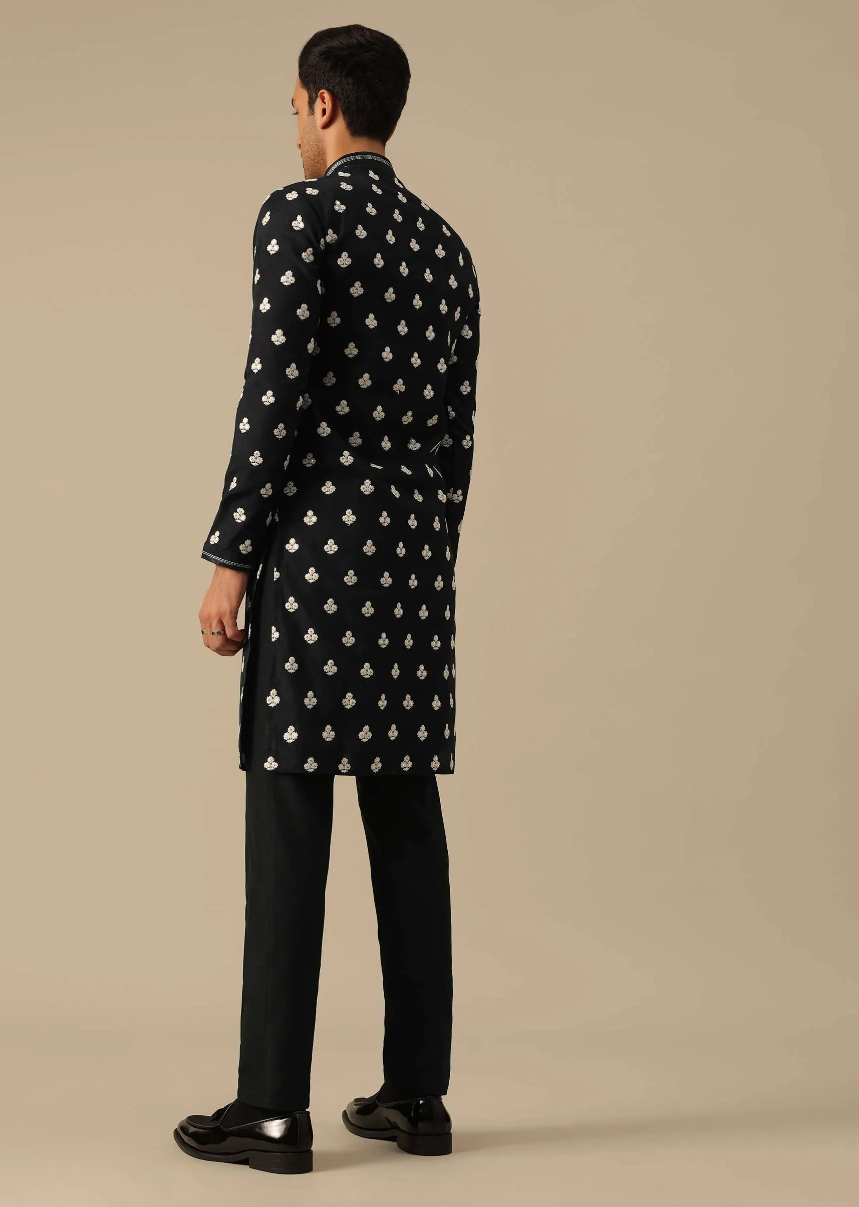 Black Kurta And Pant Set With Floral Motif Embellishments