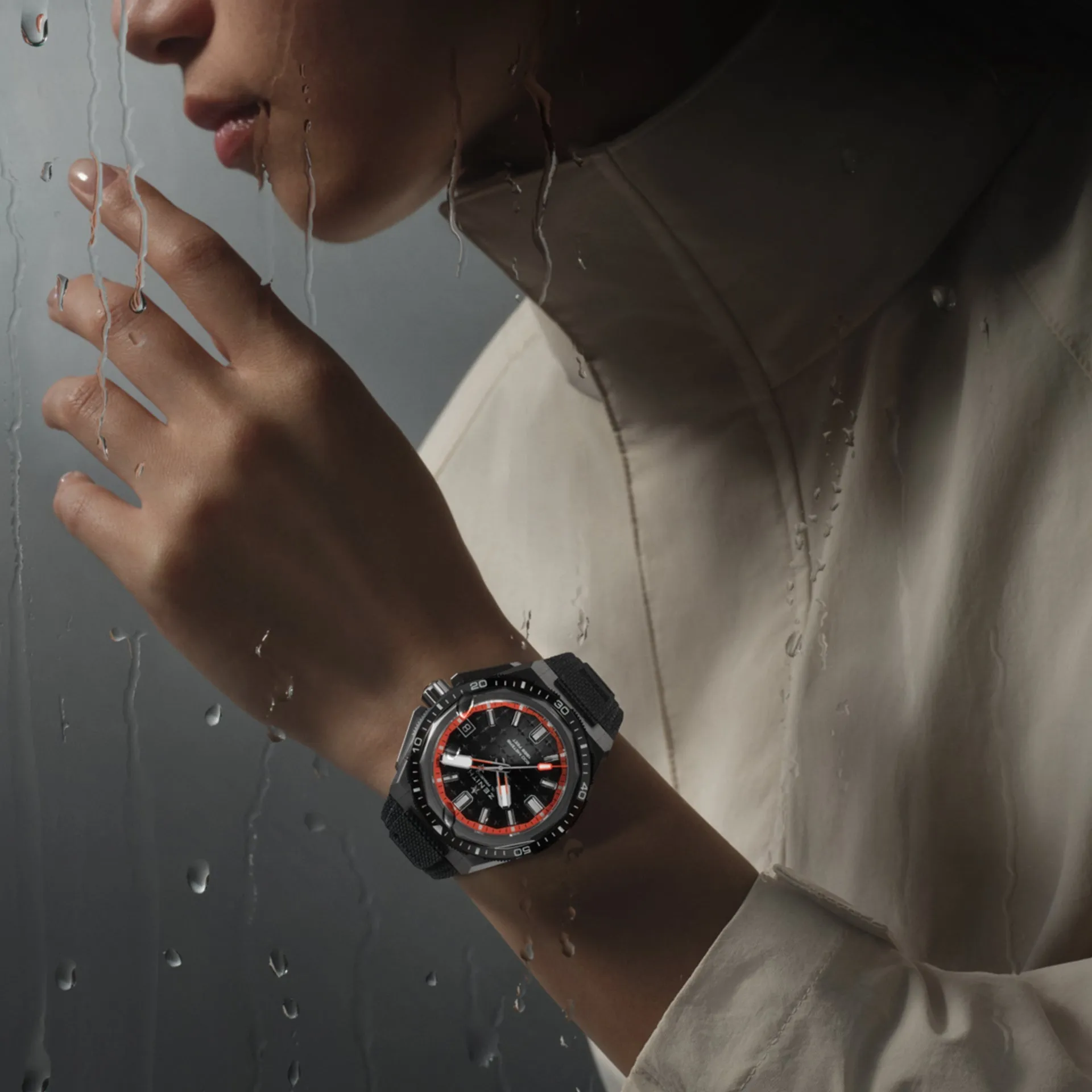 Defy Extreme Diver