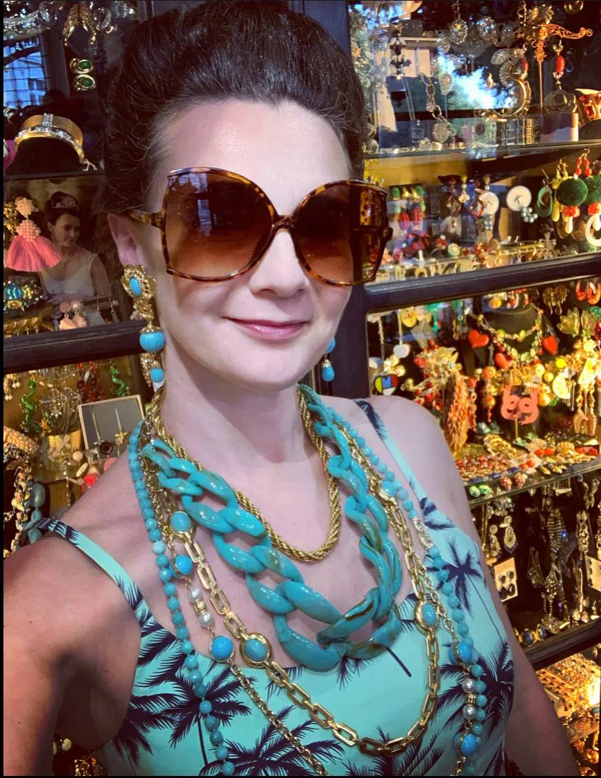 Dior Long gold sautoir chain with Glass Turquoise and Pearl