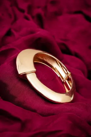 Elegance Curve Cuff
