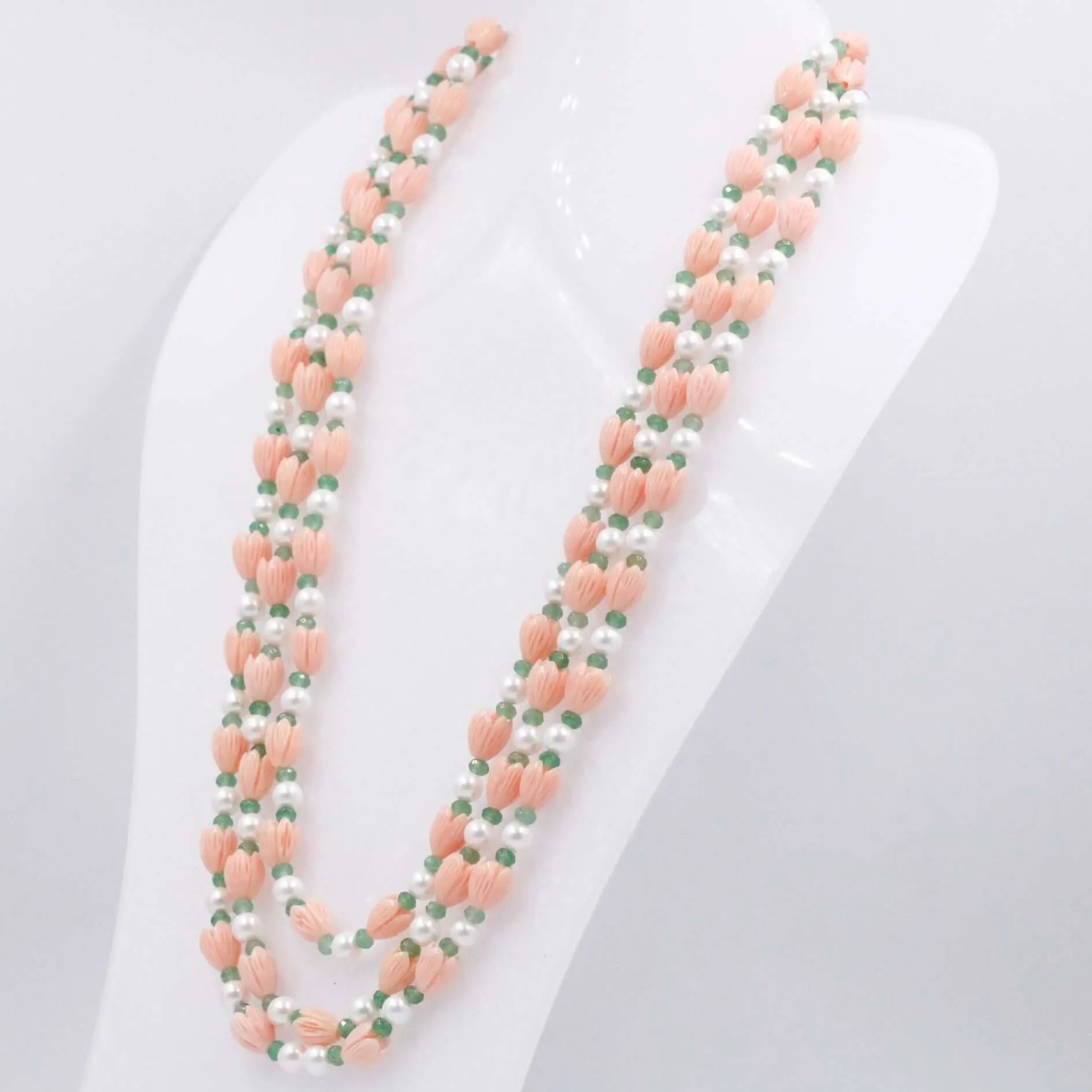Layered Tulip w/ Shell Pearl Necklace Beaded Necklace Resin Tulip w/ Mother Of Pearl & Quartz Gemstone Necklace SKU 6143292