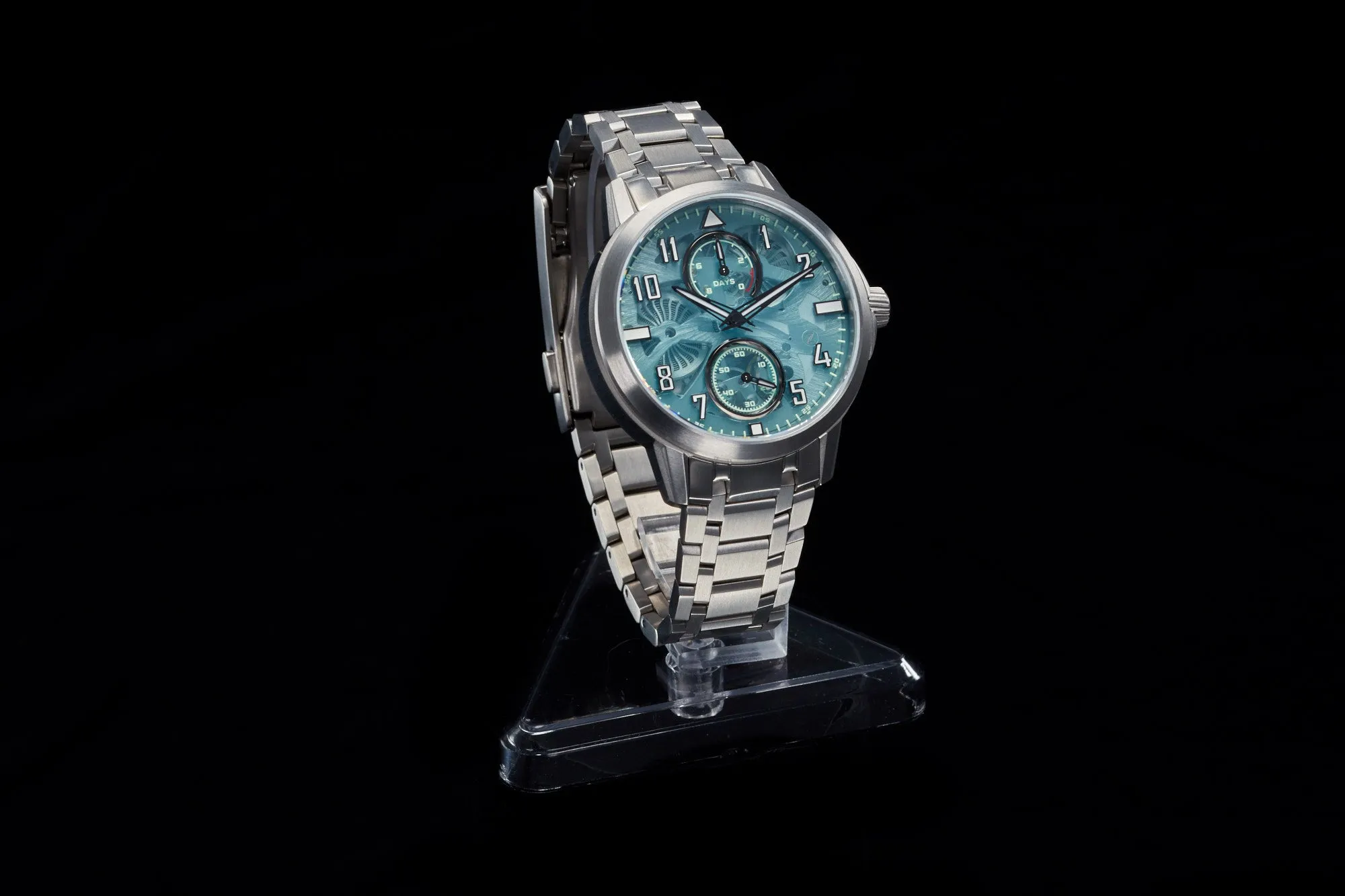 Mirage 8 Days Titanium 'Azure'