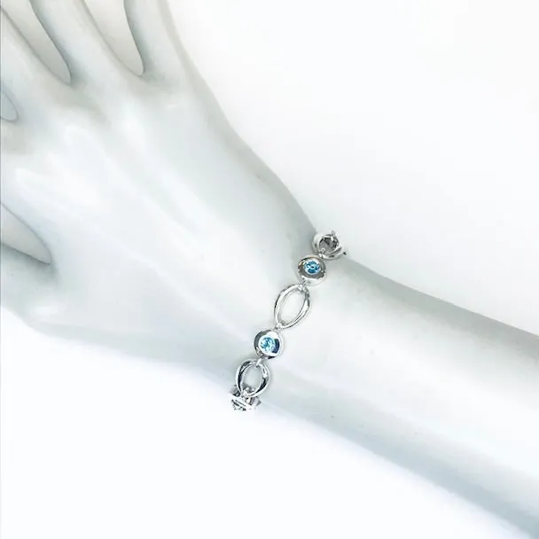 Open Oval and Gemstone Link Bracelet