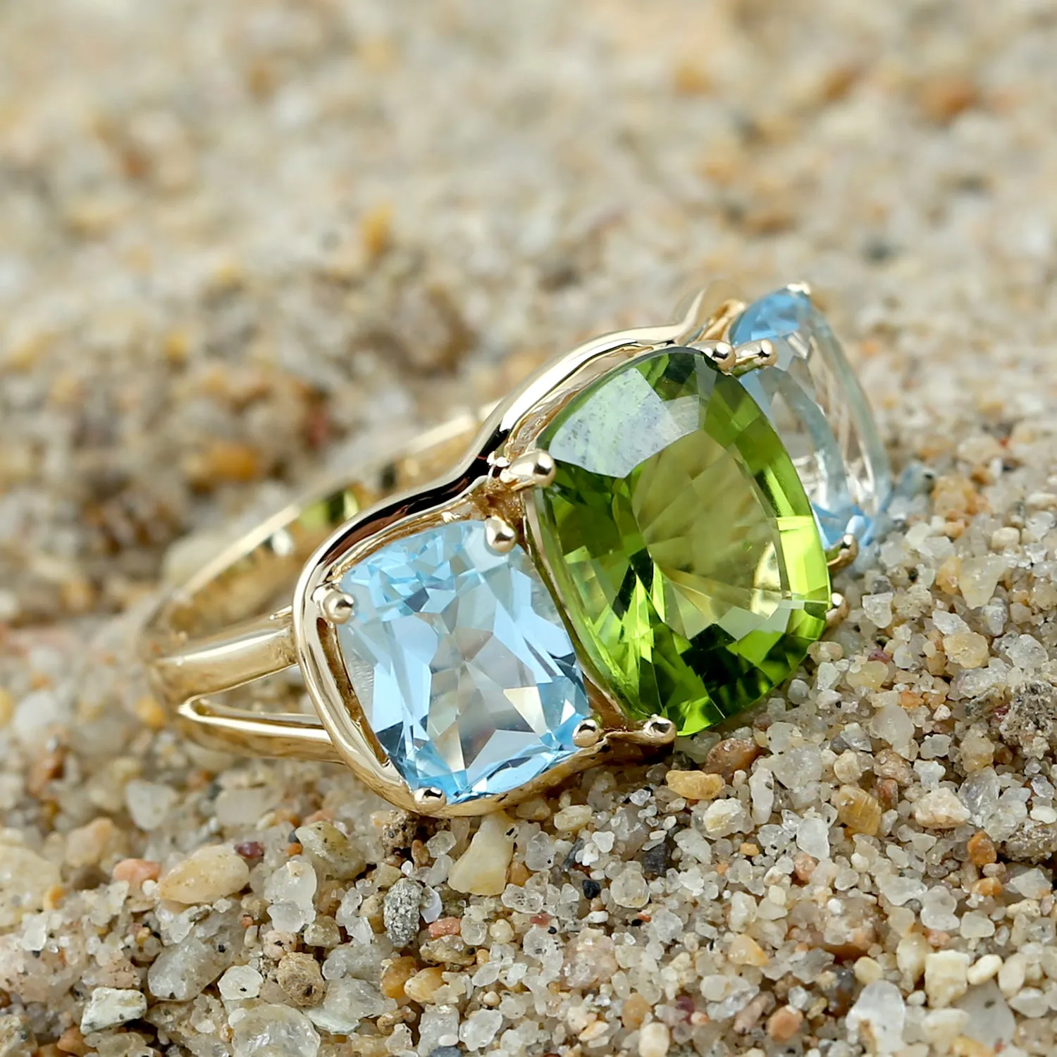 Prong Set Peridot & Blue Topaz Three Stone Beautiful Ring In 18k Yellow Gold