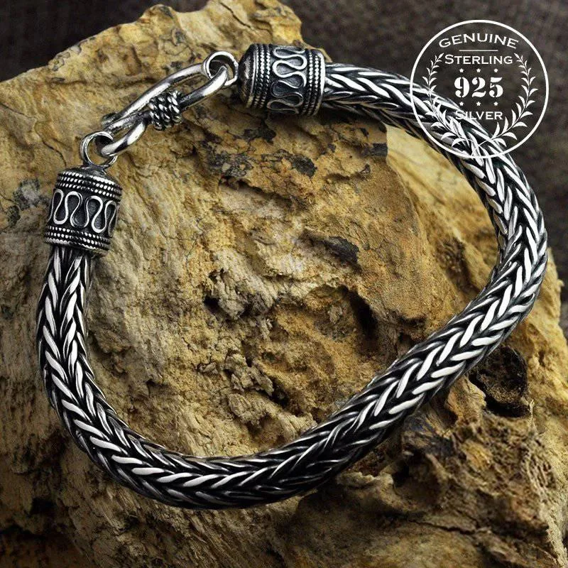 Stylish Sterling Silver Scaled Ornamental Chain Bracelet - Elegant Jewelry Accessory