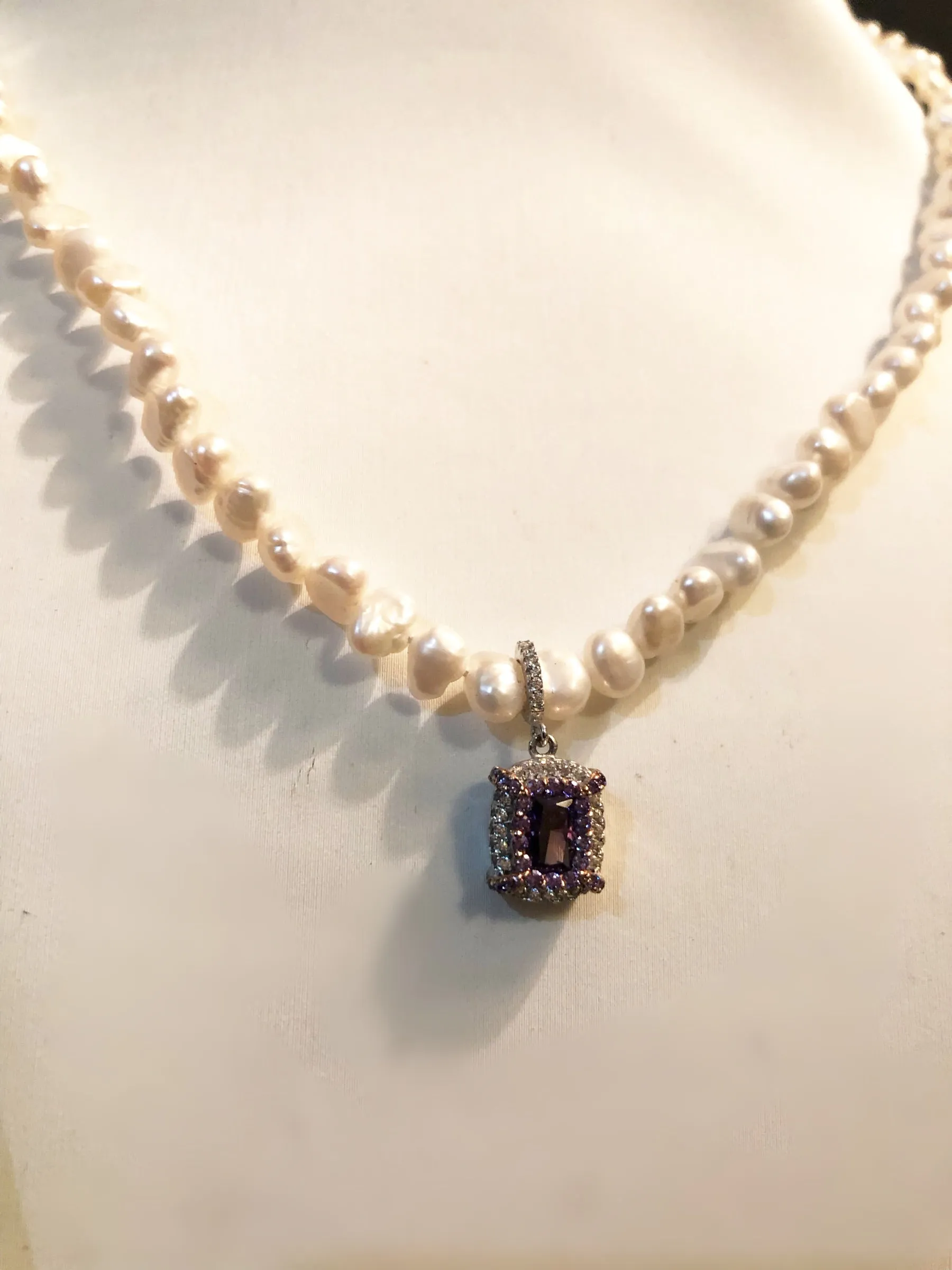 Solomon Pearl   Amethyst Necklace
