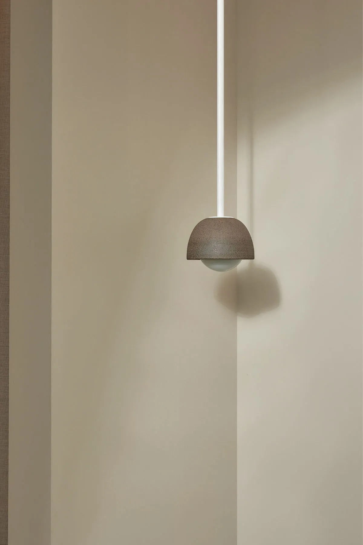 Terra 0 Pendant Light - Solid Rod