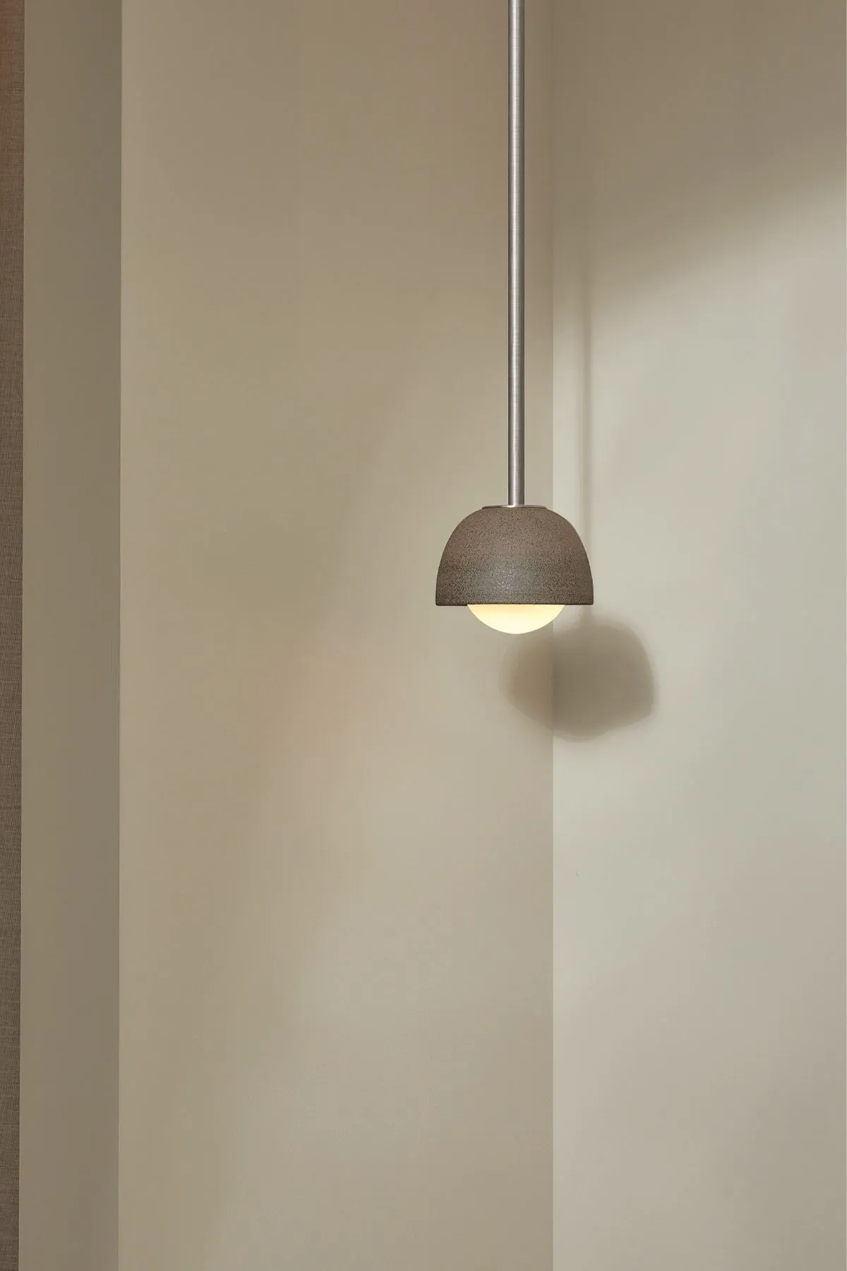 Terra 0 Pendant Light - Solid Rod