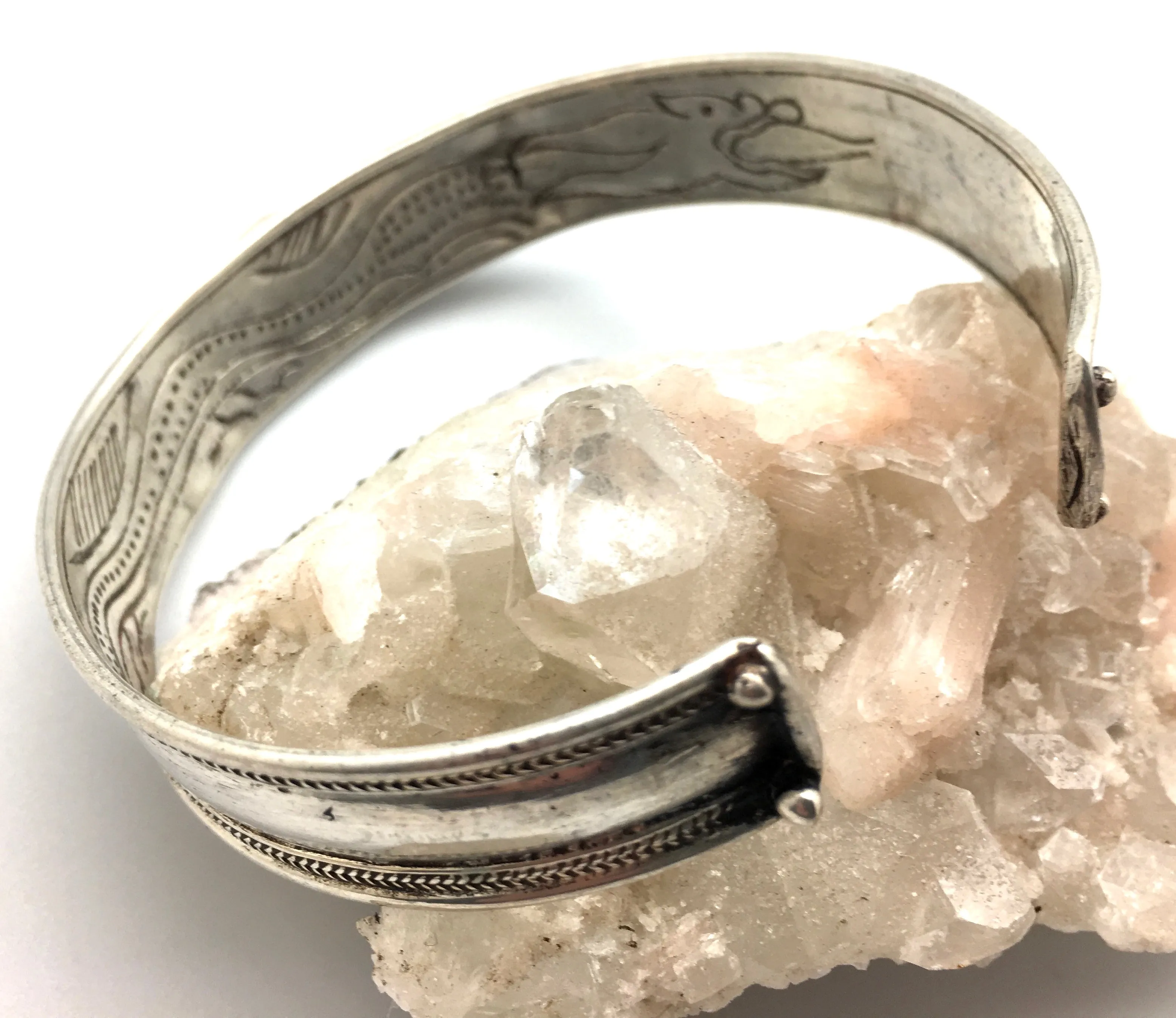 Vintage Nepali Hidden Dragon Cuff Bracelet with Carnelian and Green Onyx Cabochons
